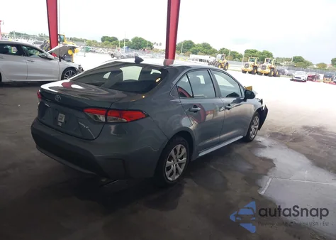 2021 Toyota Corolla Le z USA, uszkodzony, nr VIN 5YFEPMAE5MP147851